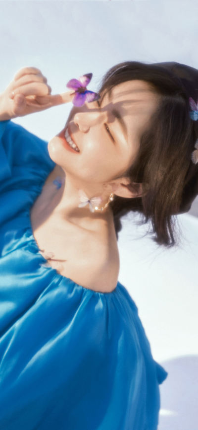 人像壁纸 [2436×1125]谭松韵 演员 明星 艺人 蝴蝶 唯美 苹果手机美女壁纸图片