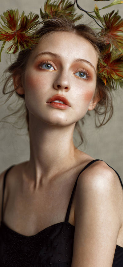 人像壁纸 [2436×1125]模特 欧美 妆容 写真 苹果手机美女壁纸图片