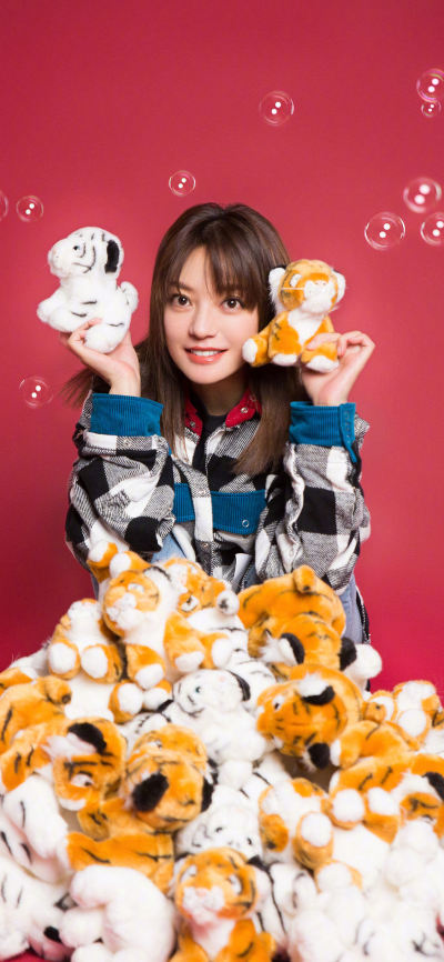 人像壁纸 [2436×1125]赵薇 演员 导演 红色 明星 苹果手机美女壁纸图片