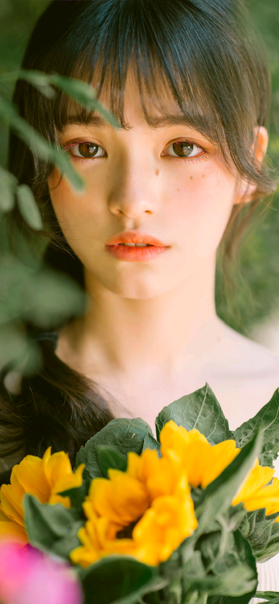 人像壁纸 [2436×1125]女孩写真 艺术 鲜花 甜美 苹果手机美女壁纸图片
