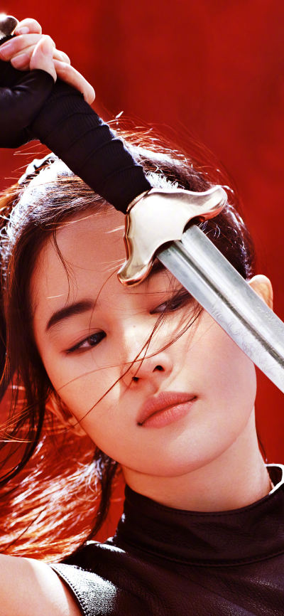 人像壁纸 [2436×1125]刘亦菲 神仙姐姐 花木兰 剑 古风 演员 写真 苹果手机美女壁纸图片