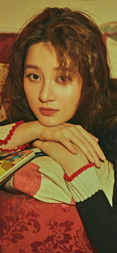 人像壁纸 [2436×1125]艺人 演员 乔欣 女星 苹果手机美女壁纸图片