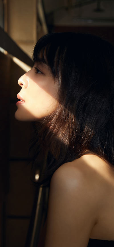 人像壁纸 [2436×1125]张静初 演员 明星 艺人 侧颜 苹果手机美女壁纸图片