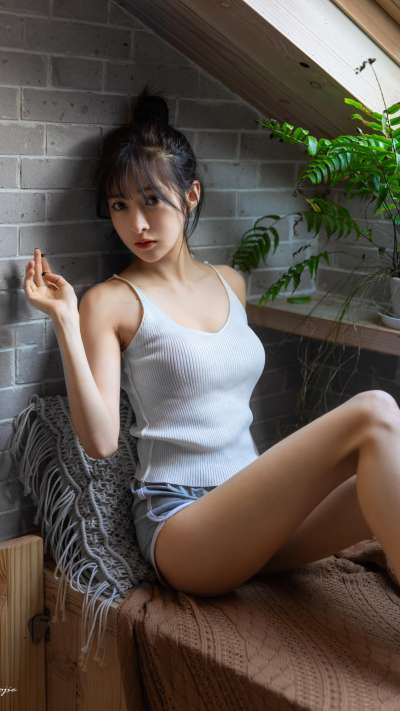 人像壁纸 居家文艺美女4k手机壁纸竖屏美女壁纸