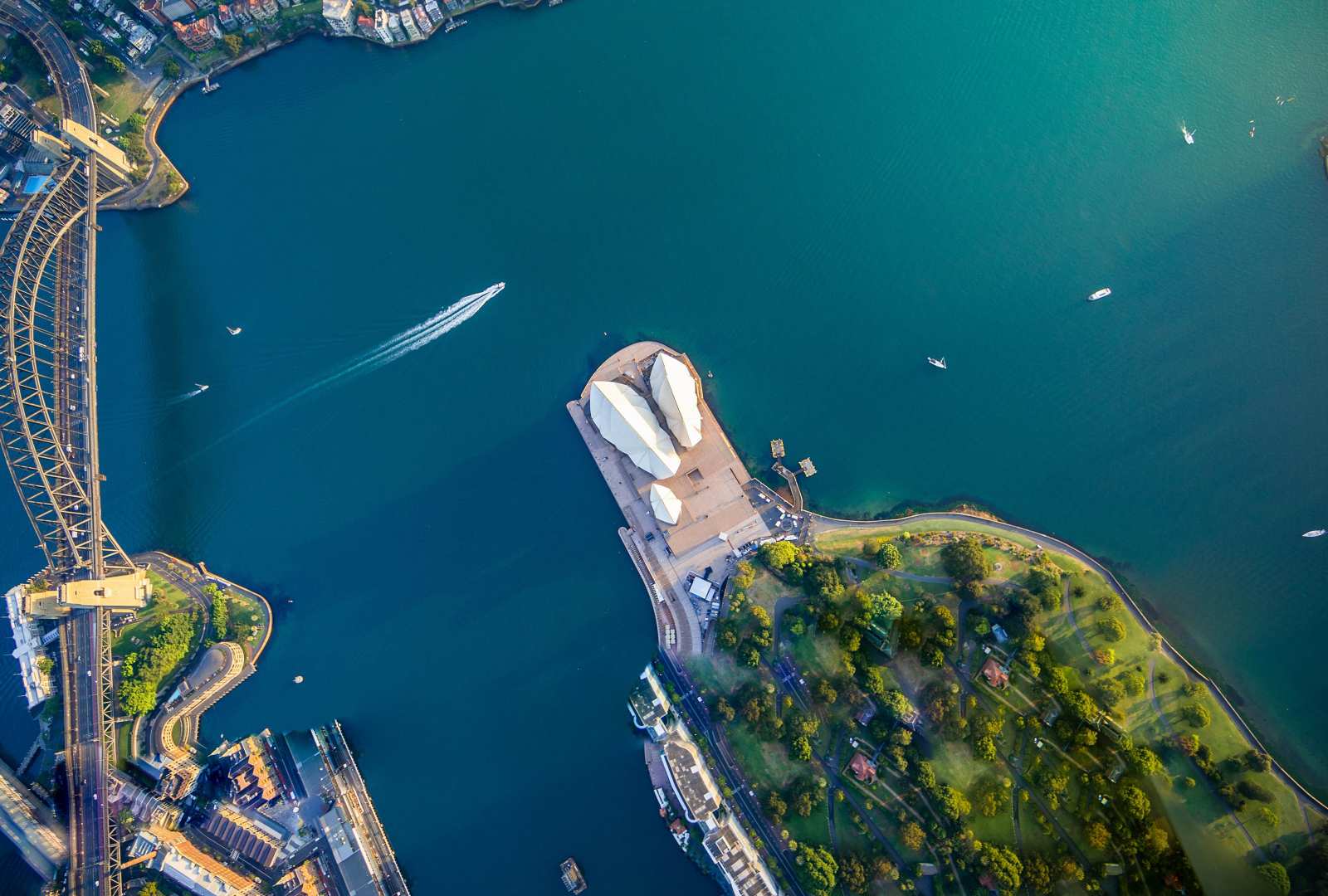 必应壁纸 2025年3月30日 尽享美景