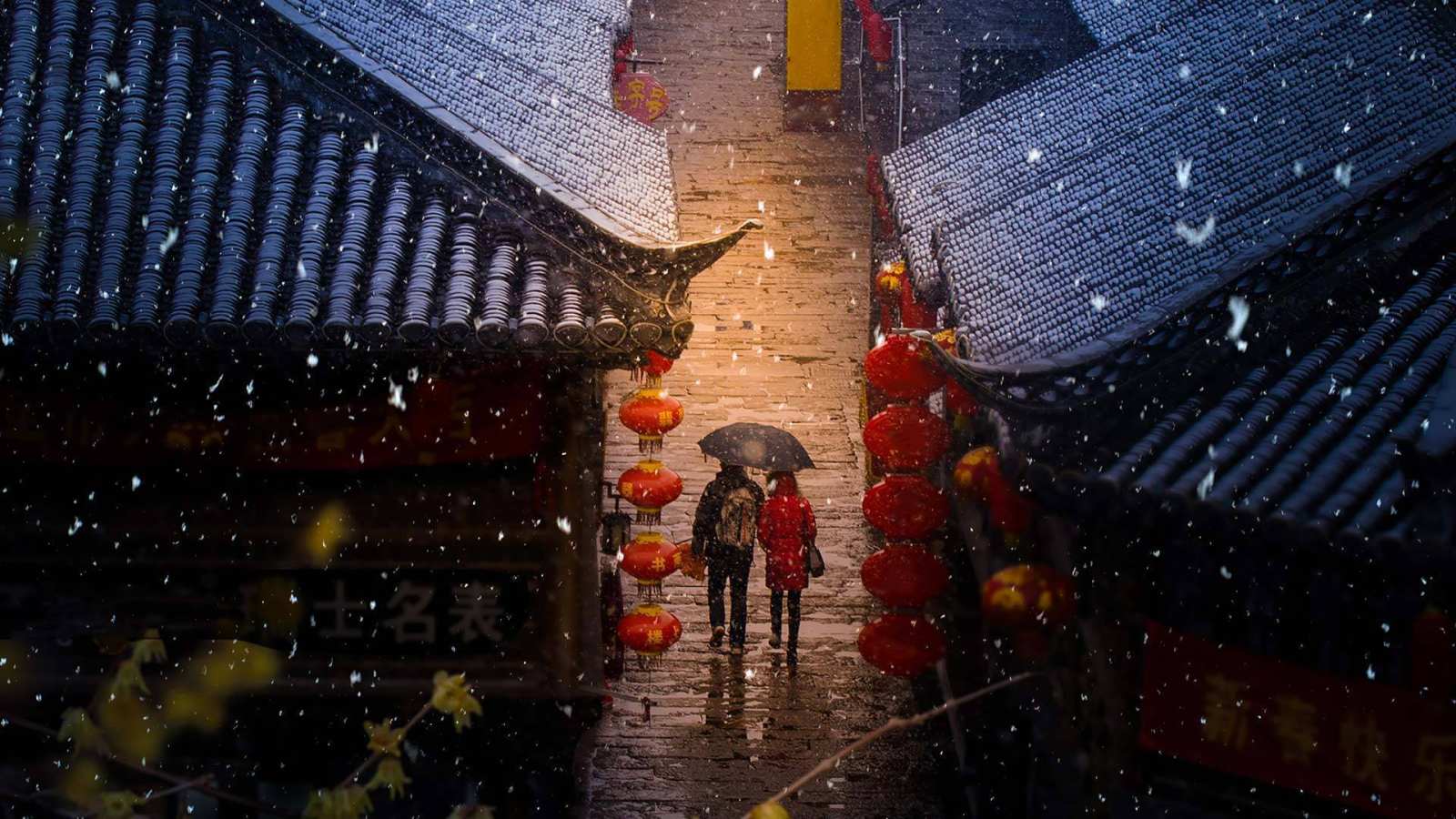 必应壁纸 2018年11月7日 【今日立冬】江苏兴化市老街