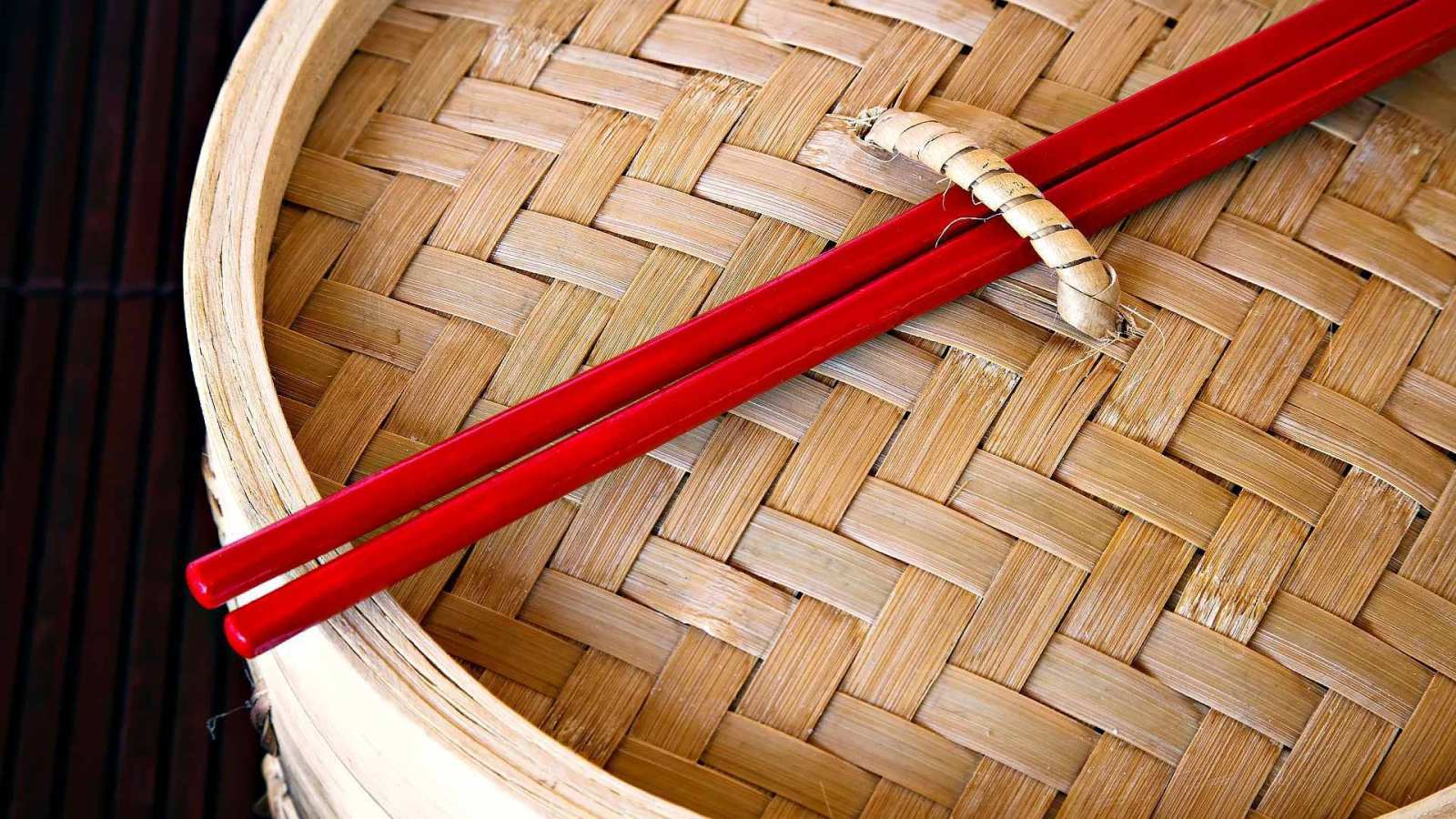 必应壁纸 2017年1月27日 红筷子和蒸笼，中国