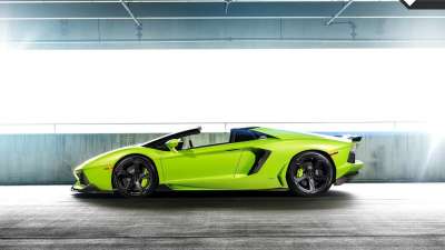 文案背景壁纸 2014兰博基尼Aventador LP 700-4 8/10