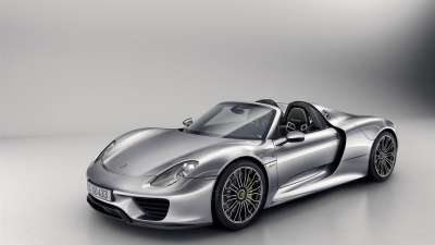 文案背景壁纸 银色保时捷918 Spyder 8/11